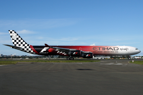 ETIHAD AIRBUS A340 600 SYD RF IMG_3736.jpg