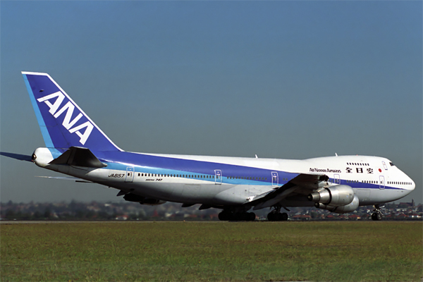 ANA BOEING 747 200 SYD RF 390 19.jpg