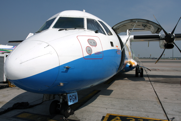 BANGKOK AIR ATR72 BKK RF IMG_2418.jpg