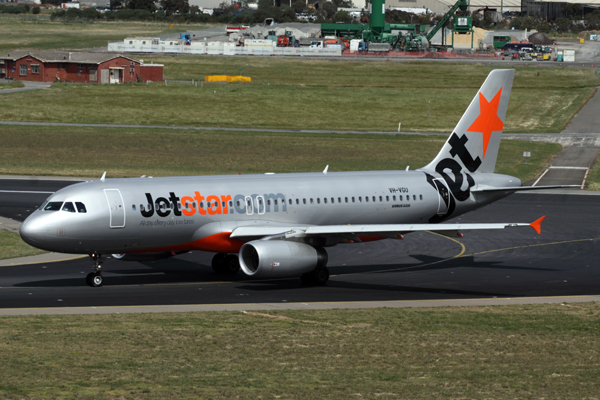 JETSTAR AIRBUS A320 ADL RF IMG_8231.jpg