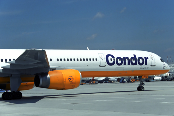 CONDOR BOEING 757 300 MUC RF 1553 31.jpg