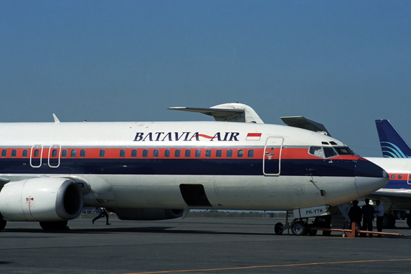 BATAVIA AIR BOEING 737 400 SUB RF 1842 4.jpg