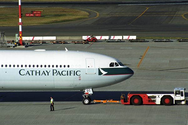 CATHAY PACIFIC AIRBUS A340 600 SYD RF 1760 28.jpg