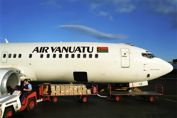 AIR VANUATU BOEING 737 400 HBA RF 1044 10.jpg