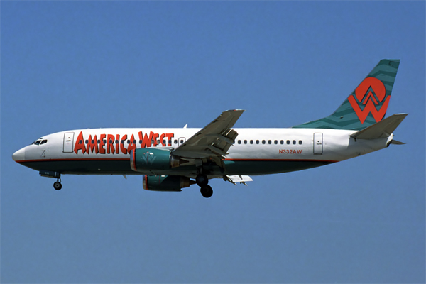 AMERICA WEST BOEING 737 300 LAS RF 1282 15.jpg