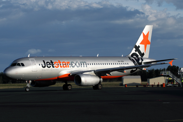 JETSTAR AIRBUS A320 HBA RF IMG_8905.jpg