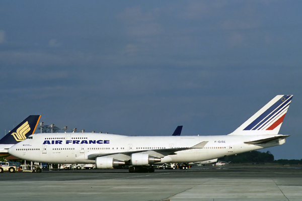 AIR FRANCE BOEING 747 400M DPS RF 838 34.jpg