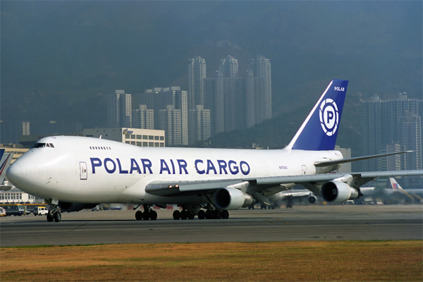 POLAR AIR CARGO BOEING 747 200 HKG RF 851 33.jpg