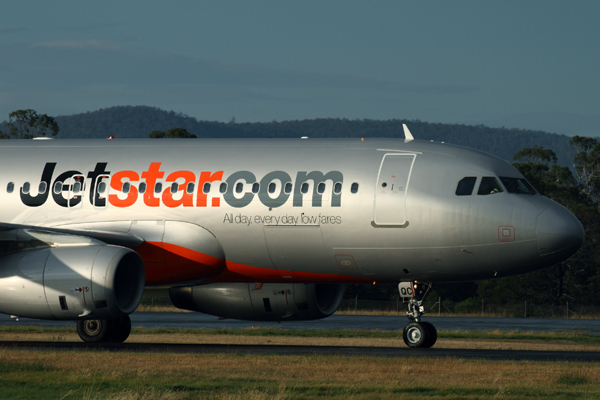 JETSTAR AIRBUS A320 HBA RF IMG_2867.jpg