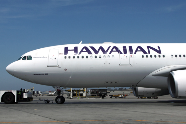 HAWAIIAN AIRBUS A330 200 LAX RF IMG_6778.jpg