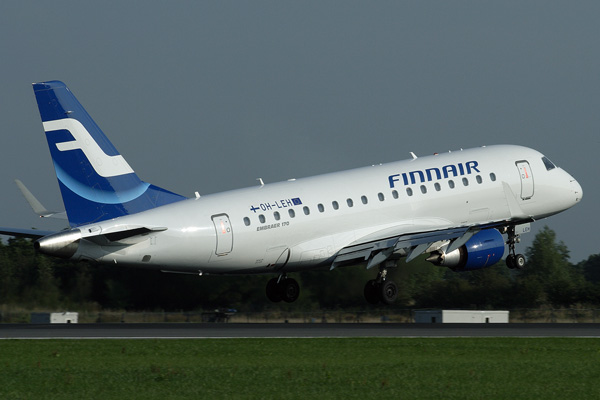 FINNAIR EMBRAER 170 MAN RF IMG_6887.jpg