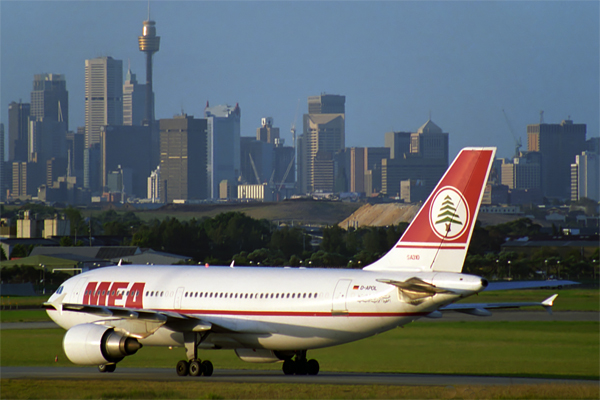 MEA  AIRBUS A310 300 SYD RF 878 17.jpg