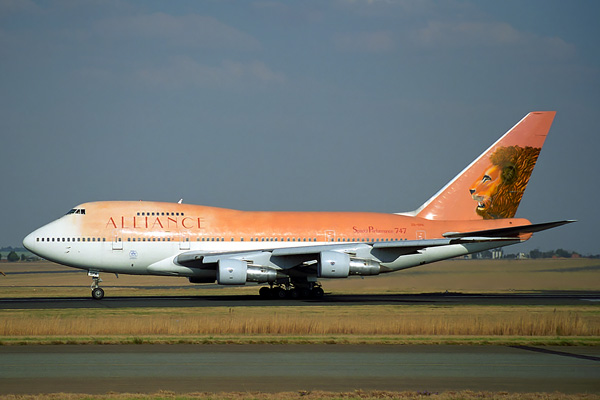 ALLIANCE BOEING 747SP JNB RF 1052 14.jpg