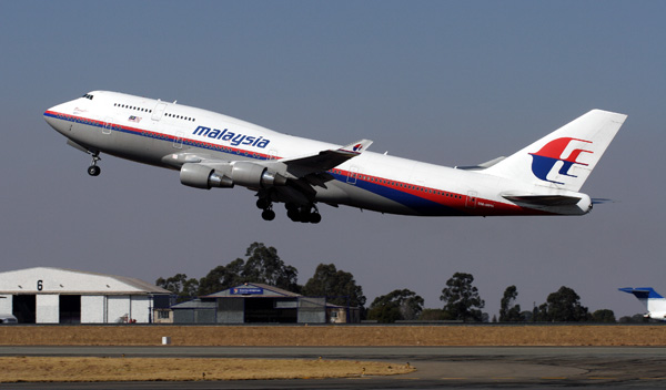 MALAYSIA BOEING 747 400 JNB RF IMG_1593.jpg
