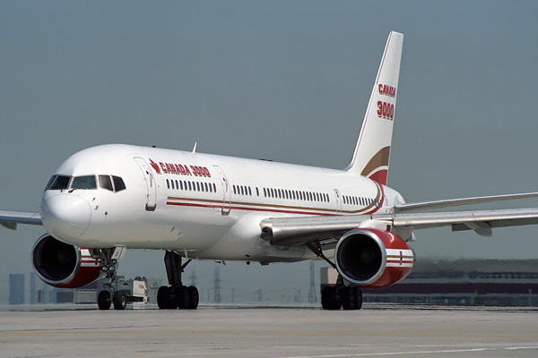 CANADA 3000 BOEING 757 200 YYZ RF 540 21.jpg