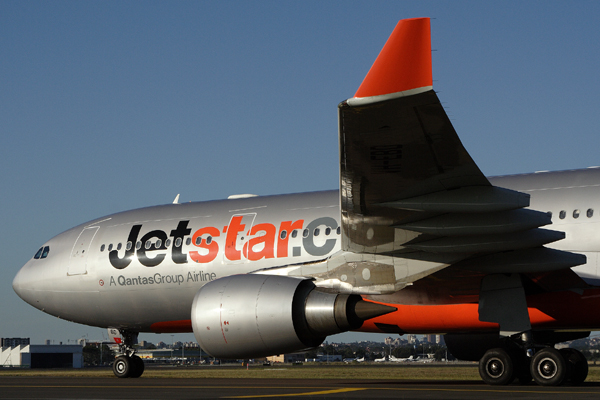 JETSTAR AIRBUS A330 200 SYD RF IMG_6454.jpg