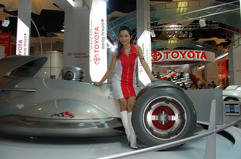 Beauty & The Wheel by Tabrizi