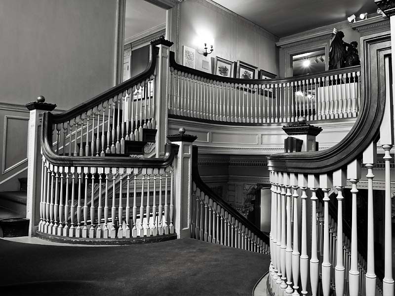 Roberson Mansion<br>(B&W)