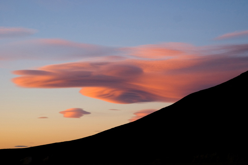 Lenticular clouds<br/>by Wojtas