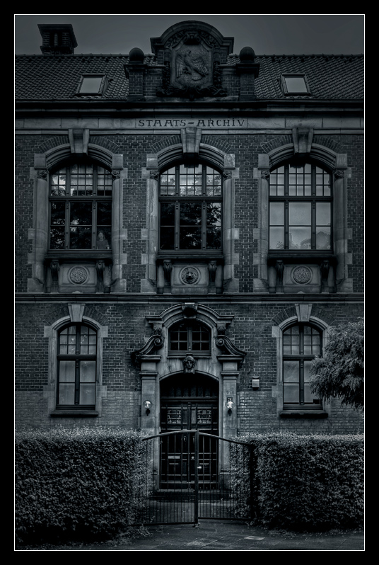 7th Place<br>Imprisoned<br>by Franky2005