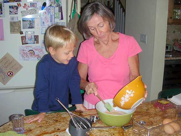 Simon and Baba cook farewell breakfast