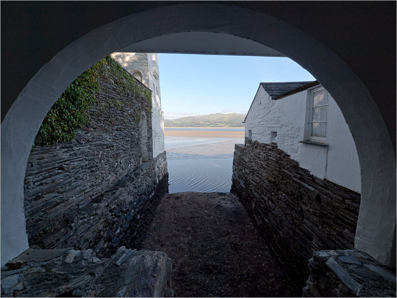 Low tide - Bruce