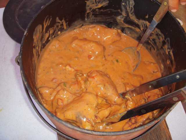 Chicken Thighs swimming<BR>in Picante Sauce gravy