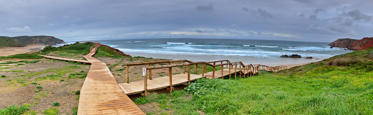 Praia do Amado.jpg