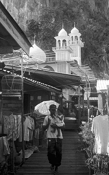 phangi mosque.jpg