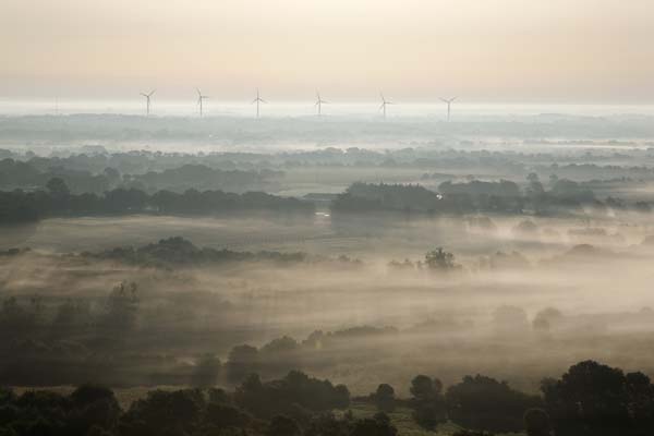 9-6081 Brume sur la campagne Morbihan 08-2009.jpg