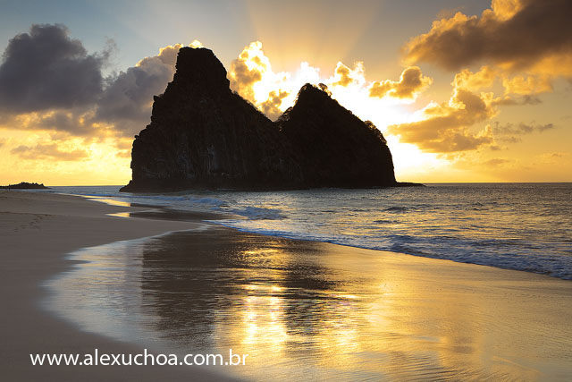 Praia da Cacimba do Padre, Fernando de Noronha, Pernambuco 8121 090913.jpg