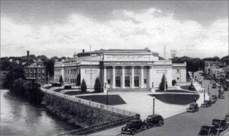 Lowell Memorial Auditorium