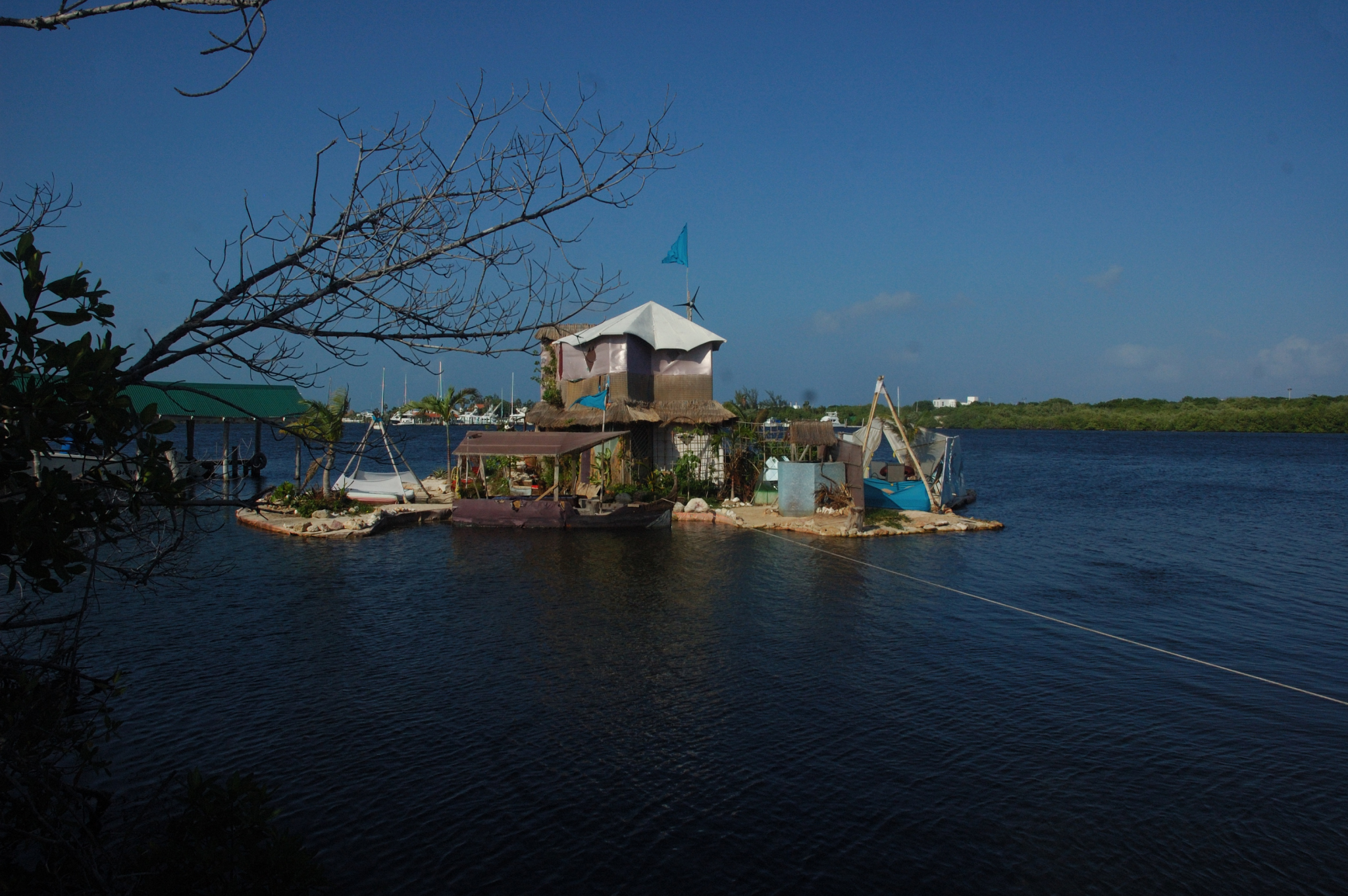 House floating on plastic bottles, Laguna Macax, Mexico 2010