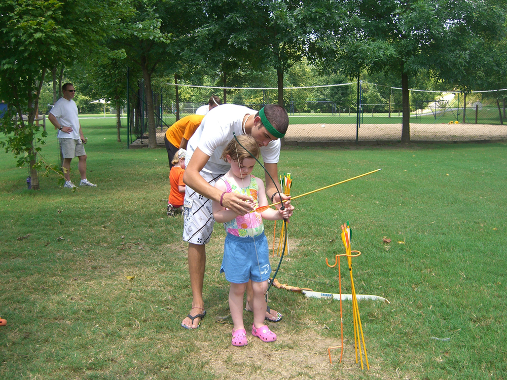 ellie_archery.jpg