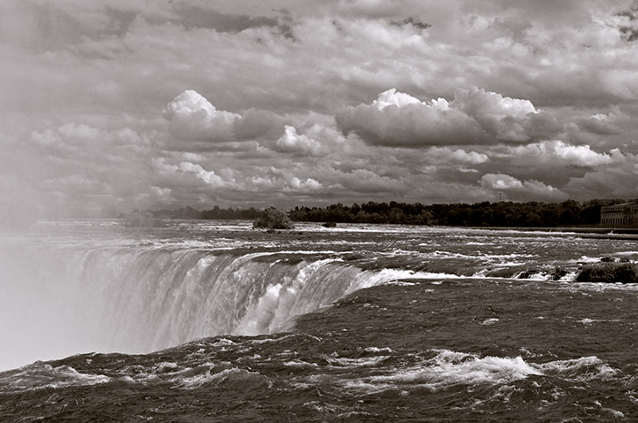 Horseshoe Falls