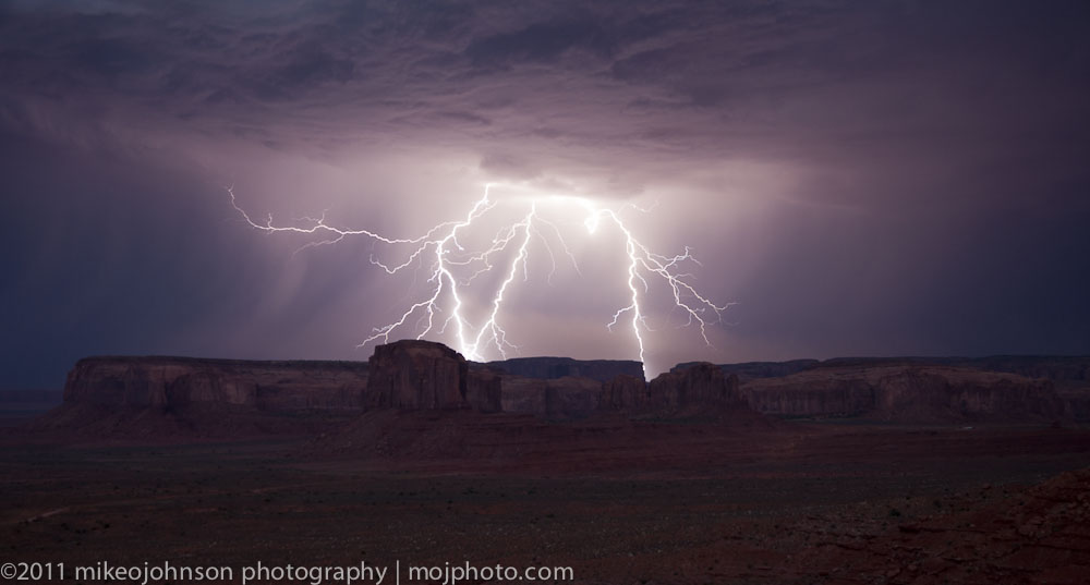 006Lightning Over Monument Valley