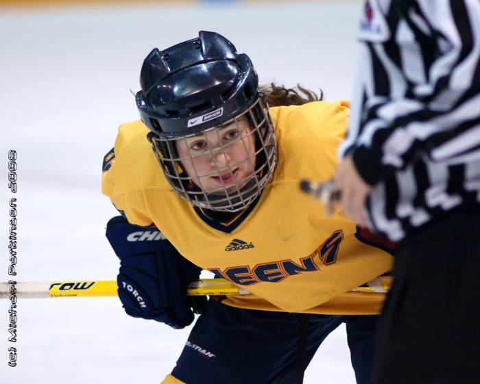 QueensVsWindsor 05449.JPG