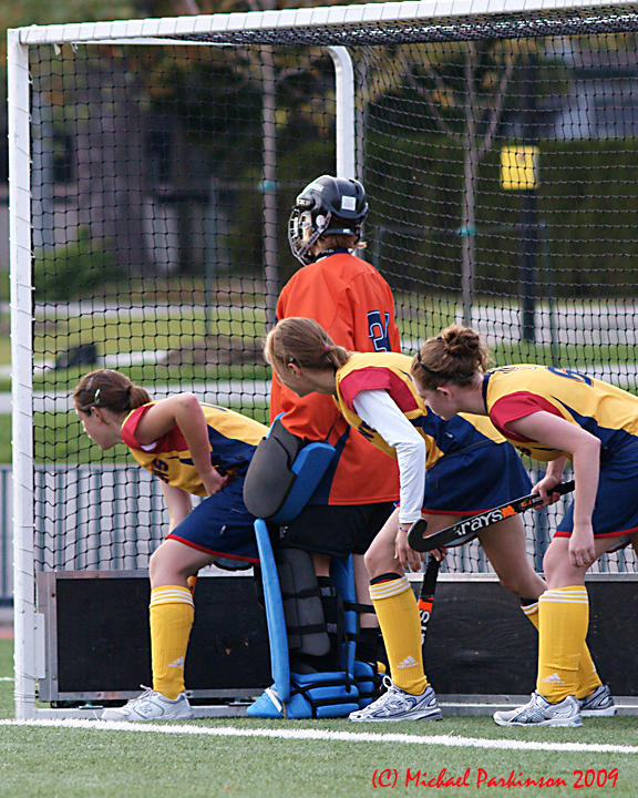Queens Vs Waterloo 08176 copy.jpg