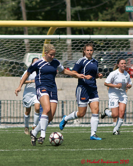 Queens vs UQAM 09192 copy.jpg