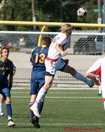 Queens vs McGill 09892 copy.jpg