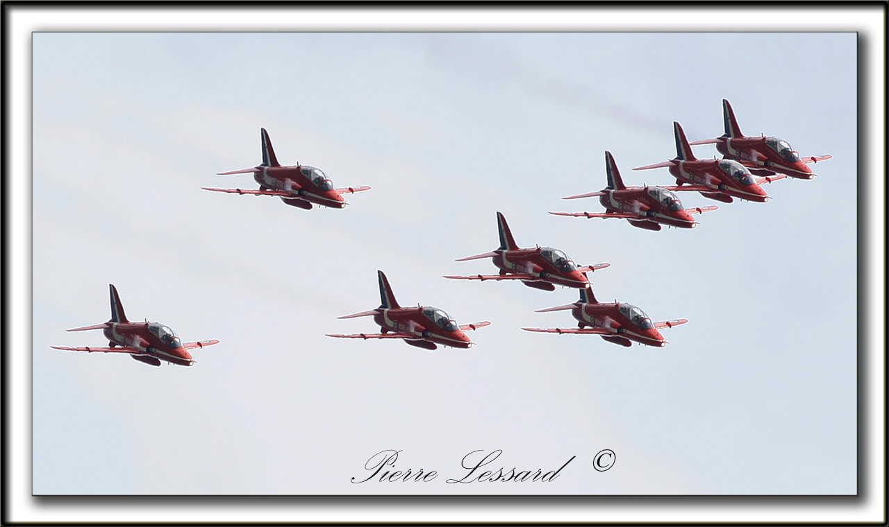_MG_5477b   -  HAWK AIRCRAFT  /  RED ARROWS  AEROBATIC TEAM  -  ROYAL AIR FORCE  UK.