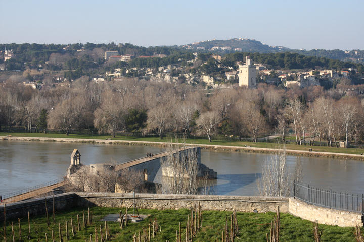 Villeneuve-ls-Avignon avec Tour Phillipe-le-Bel