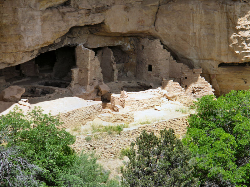 Cliff dwellings4  pw.JPG