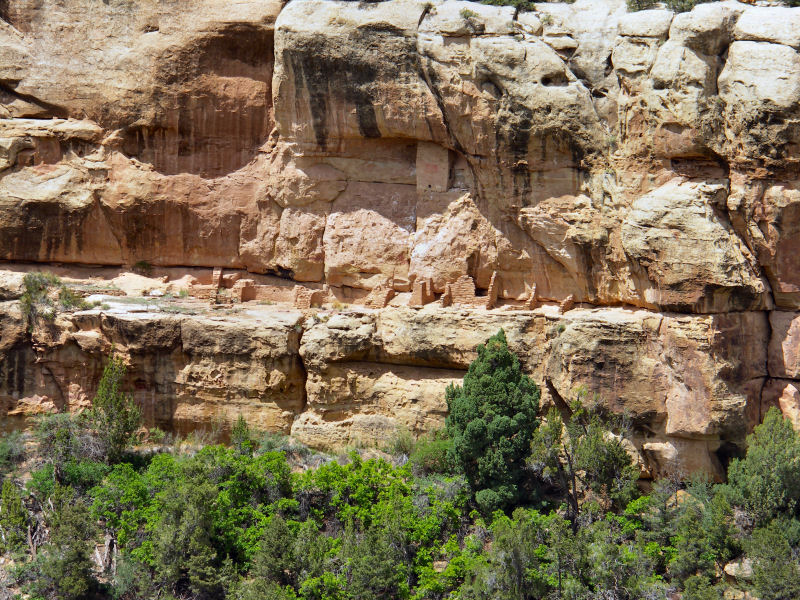 Ruins of cliff dwellings  .JPG