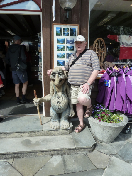 Geiranger - Robert with Troll @ Shop