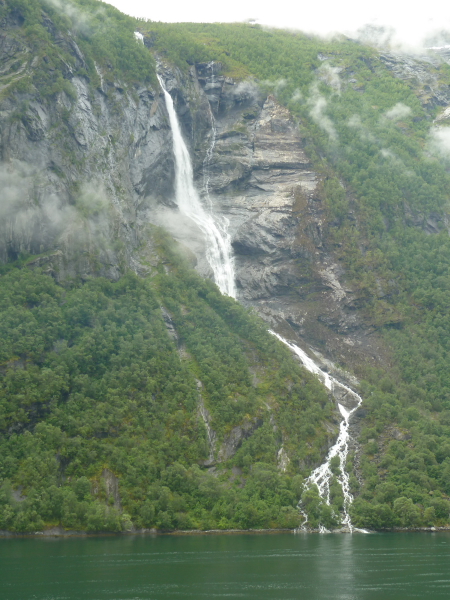 Geirangerfiord - Waterfall