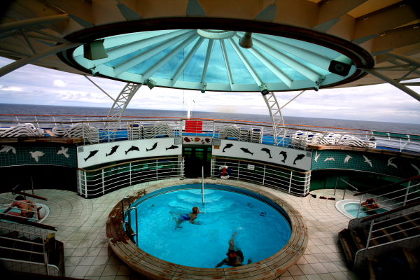 Terrace bar & Pool
