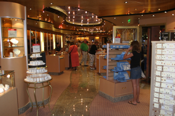 Old Glory Boulevard Atrium