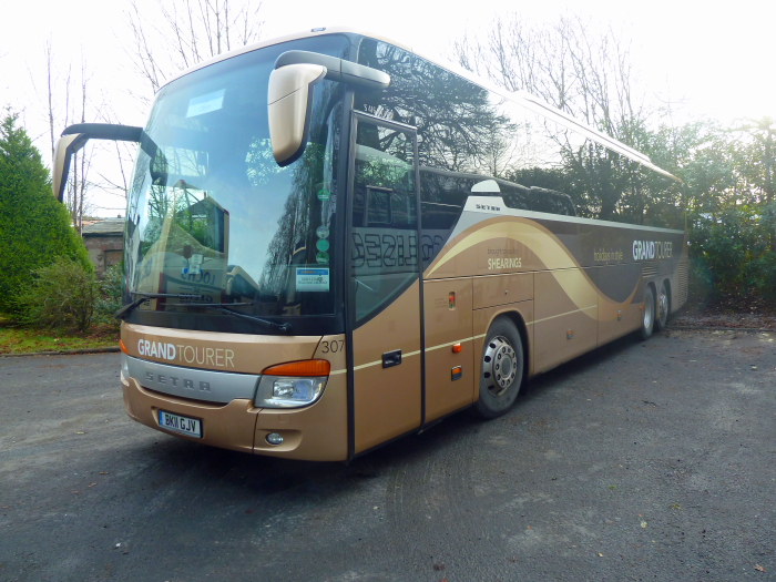 Shearings - 307 - (BK11 GJV) @ Inveraray, Scotland