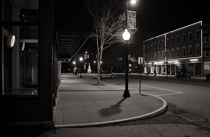 night scene, alley corner, streetlight, small town